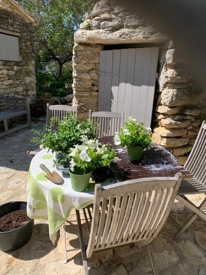 Le Mas Du Lavoir Gordes Exterior photo